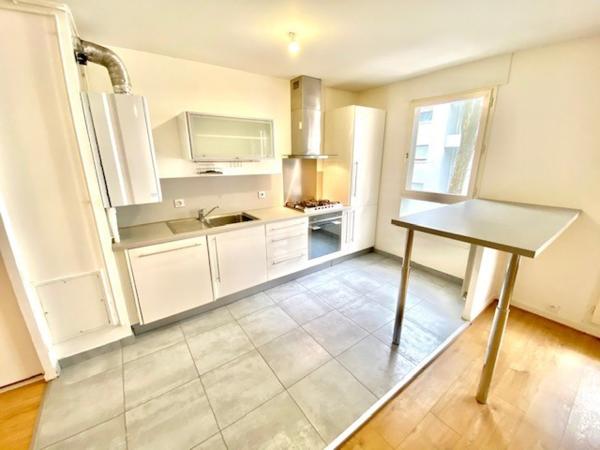 A LOUER - T3 DE 63,59 m² - RUE HANOI 69100 VILLEURBANNE