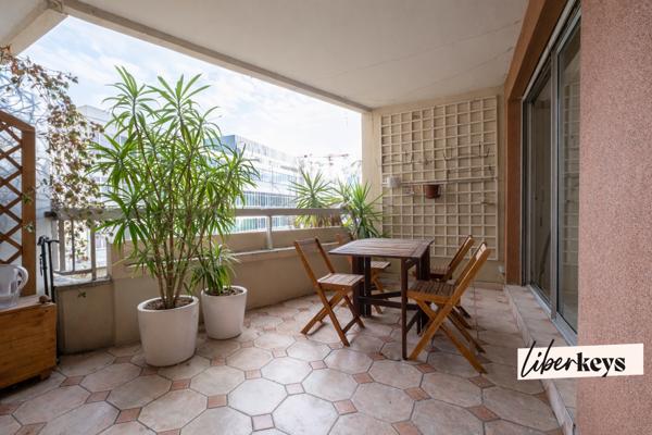 Rue Lecourbe / Lourmel - 3 pièces avec terrasse et parking 