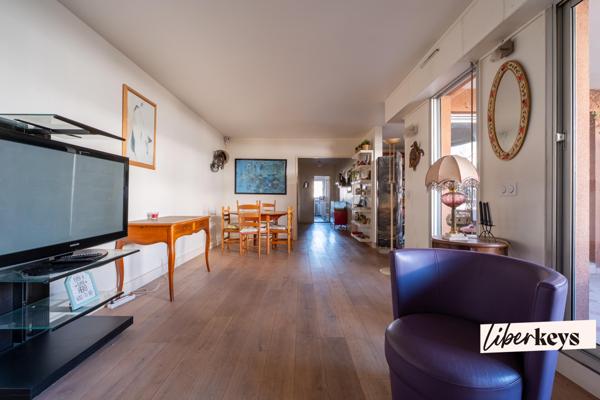 Rue Lecourbe / Lourmel - 3 pièces avec terrasse et parking 