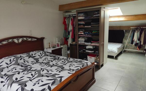 Maison à vendre    9 pièces •  Garons