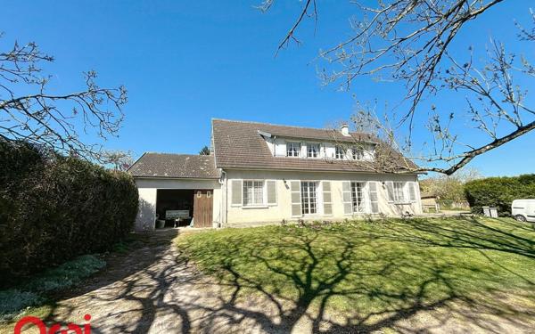 Maison à vendre    6 pièces •  Montmarault