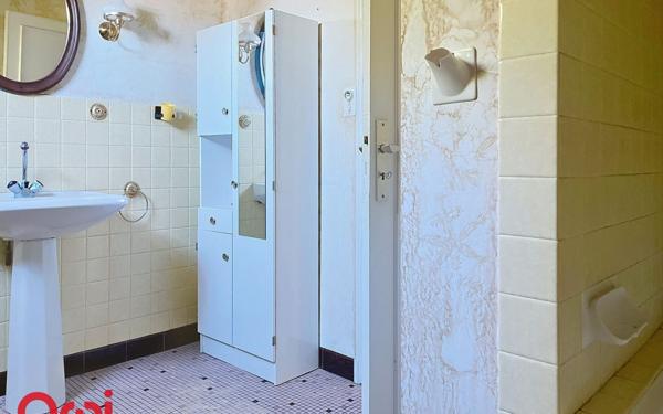 Maison à vendre    6 pièces •  Montmarault