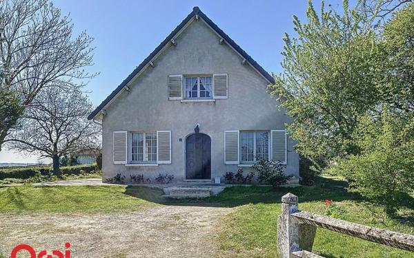 Maison à vendre    6 pièces •  Montmarault