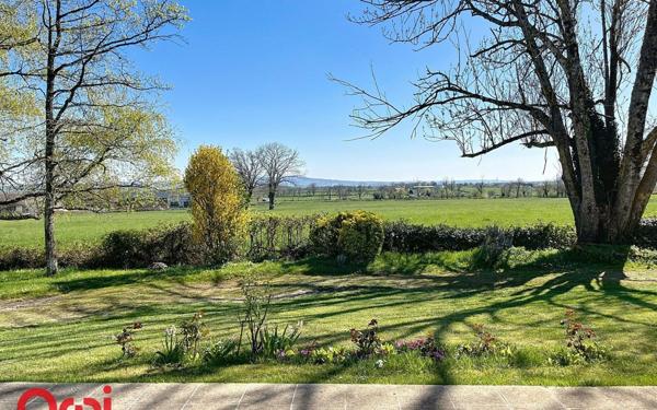 Maison à vendre    6 pièces •  Montmarault