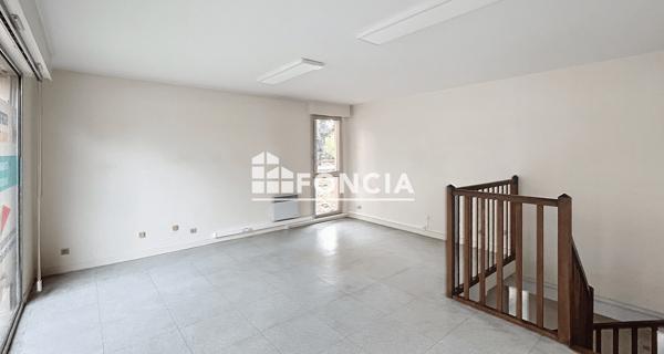À vendre Local commercial 118 m² - Flers 61100