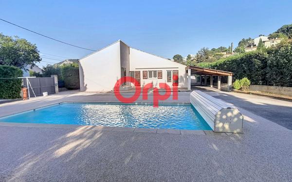 Maison à vendre    4 pièces •  Toulon