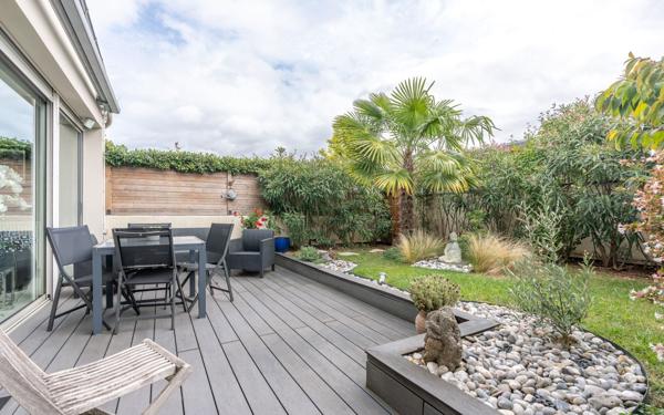 Appartement à vendre    4 pièces • 140,21 m2 Joinville-le-Pont