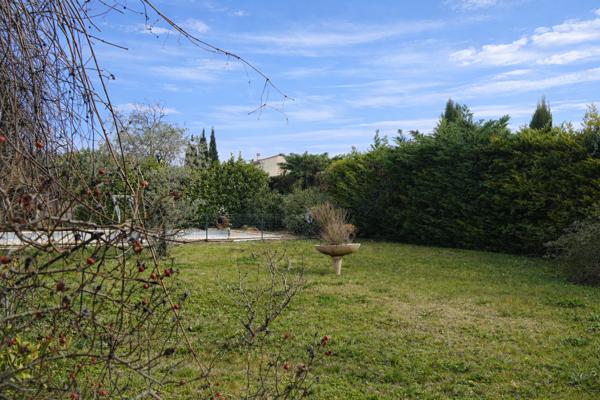 Pernes-les-Fontaines (84210) PERNES LES FONTAINES - Maison familiale 220 m² habitables – appartement indépendant – jardin avec piscine – à