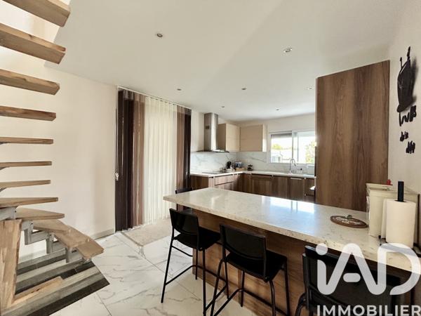 Maison à vendre 3 pièces 190 m² Cublac