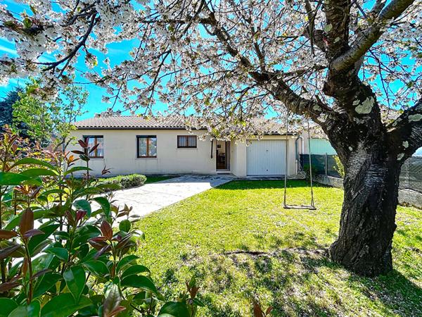 RARE ! Maison de plain-pied sur terrain clos dans un quartier recherché !