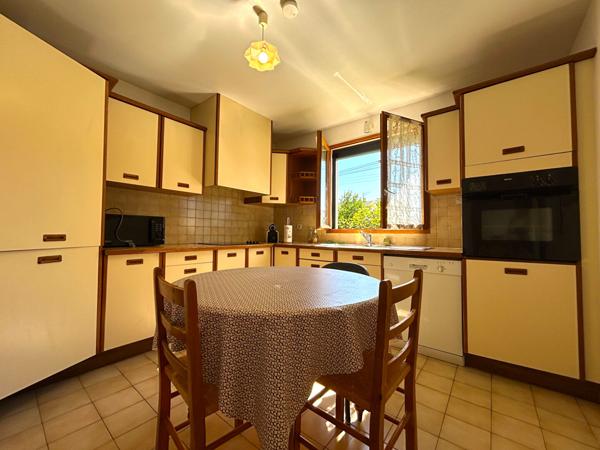 RARE ! Maison de plain-pied sur terrain clos dans un quartier recherché !