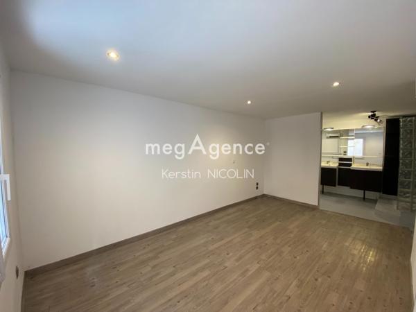 Maison à NEOULES, 83136 - 4 pièces 70m²