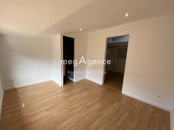Maison à NEOULES, 83136 - 4 pièces 70m²