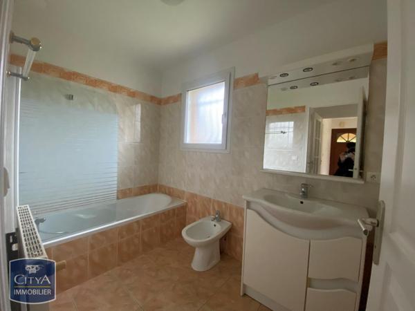 Appartement à louer 2 pièces 41.97m²