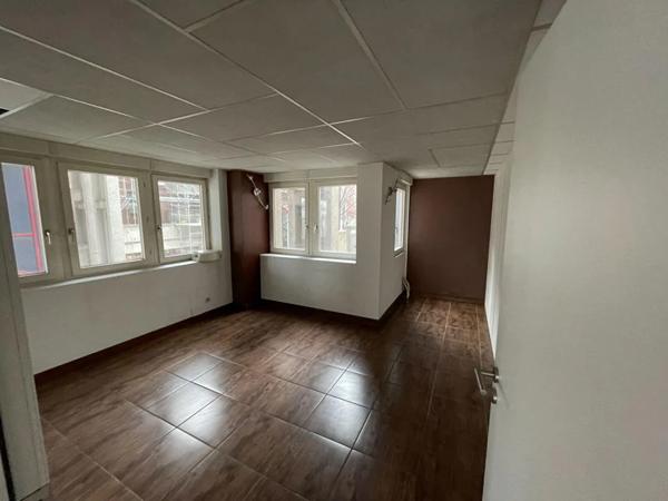 Bureau à louer à Lyon (69007)