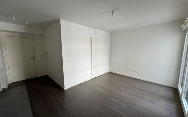 Appartement à louer    1 pièce • 24,52 m2 Joinville-le-Pont