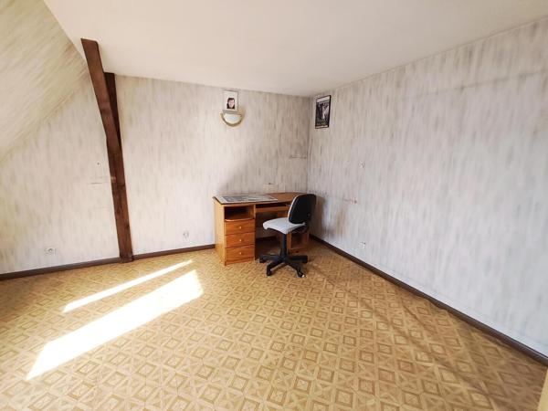 Maison à rénover, avec garage et jardin au centre-ville de Haguenau