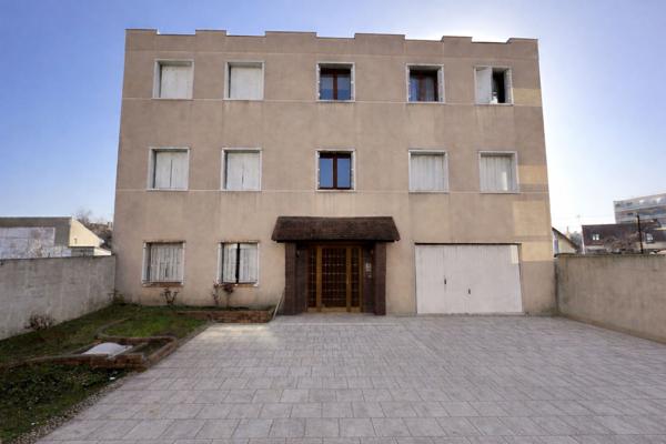 Immeubles CHILLY-MAZARIN 2 étages & 3 étages 509 m²