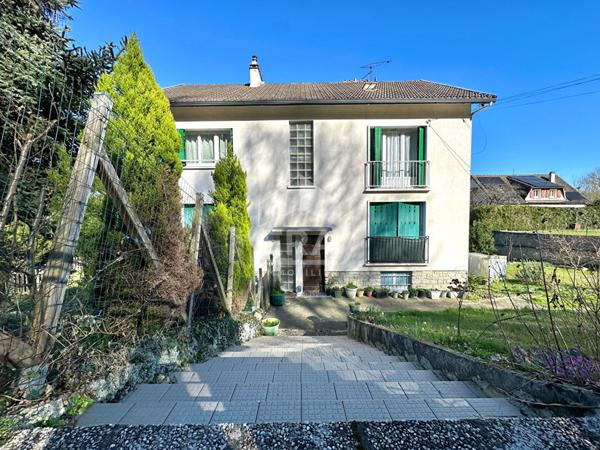 Appartement F4  + jardin 93m2 à vendre à Saint-Pierre-lès-Nemours