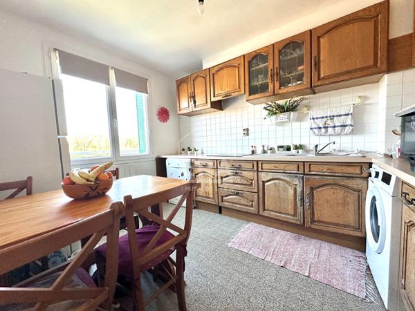 Appartement F4  + jardin 93m2 à vendre à Saint-Pierre-lès-Nemours