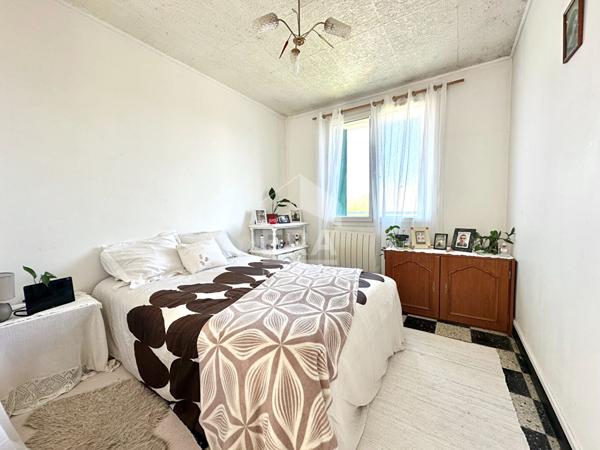 Appartement F4  + jardin 93m2 à vendre à Saint-Pierre-lès-Nemours
