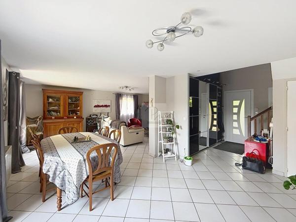 Vente / Pavillon à Rouen (76000)