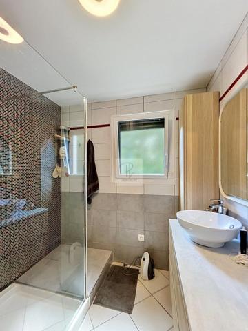Vente / Pavillon à Rouen (76000)