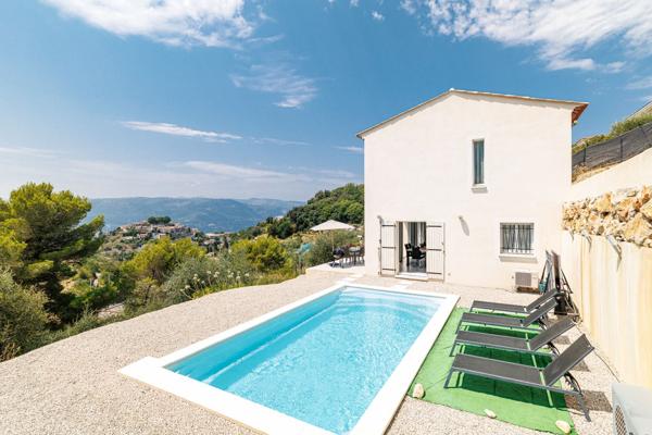 Vente Villa de luxe Aspremont 4 Pièces 108 m²