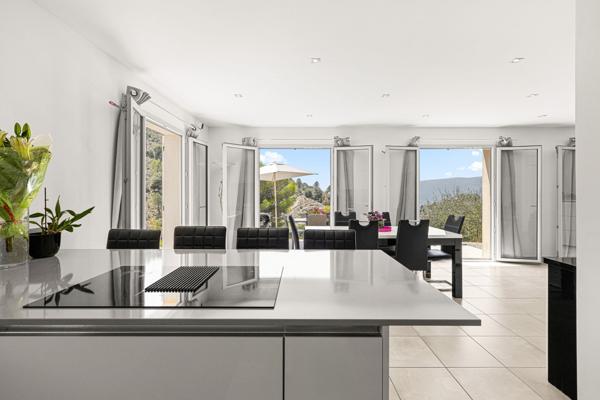 Vente Villa de luxe Aspremont 4 Pièces 108 m²