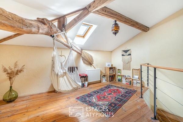 Demeure de caractère avec jardin et piscine