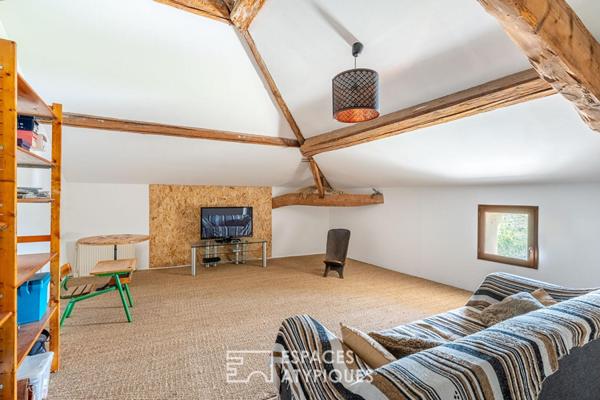 Demeure de caractère avec jardin et piscine