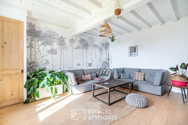 Demeure de caractère avec jardin et piscine