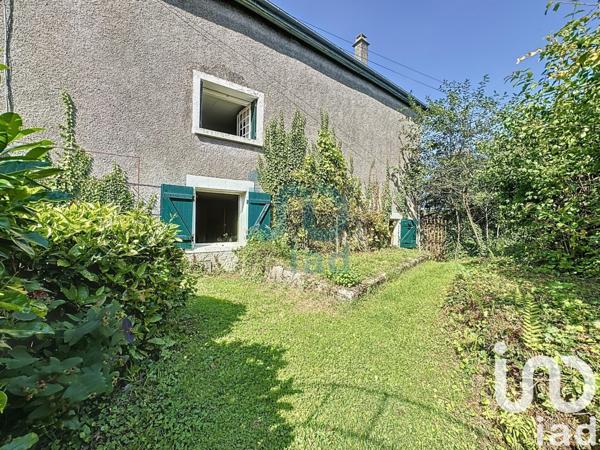 Ferme 5 pièces de 137 m² à Nouvion-sur-Meuse (08160)