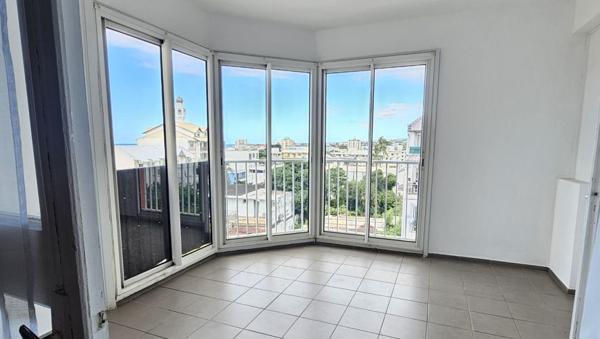 Vente appartement 38 RUE D’ALSACE – T2 – SAINT-DENIS
