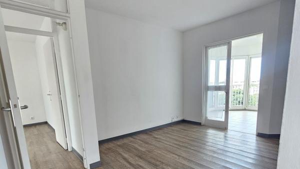 Vente appartement 38 RUE D’ALSACE – T2 – SAINT-DENIS