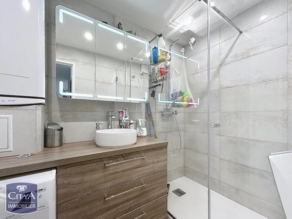 Appartement à vendre 2 pièces 25m² Fréjus (83600)