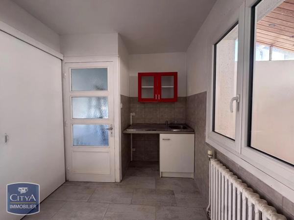 Maison à louer 4 pièces 64.84m² Pont-de-Chéruy (38230)