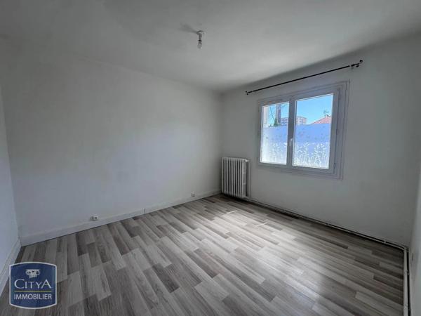 Maison à louer 4 pièces 64.84m² Pont-de-Chéruy (38230)