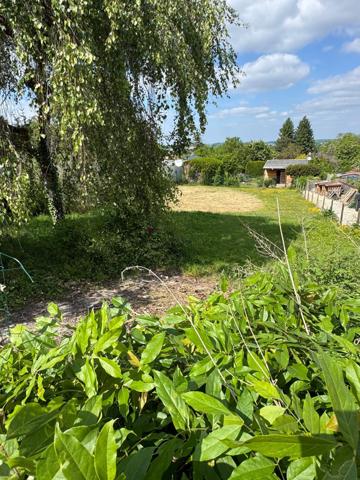 Villiers-sur-Morin (77580) TERRAIN CONSTRUCTIBLE NON VIABILISE 448M²
