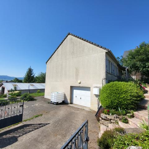 Maison APCHON Apchon (15400)