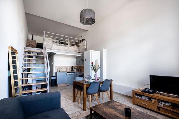 Appartement à SAINT-ETIENNE, 42100 - 1 pièce 43m²
