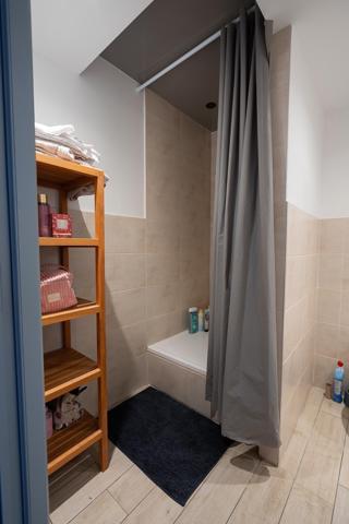 Appartement à SAINT-ETIENNE, 42100 - 1 pièce 43m²