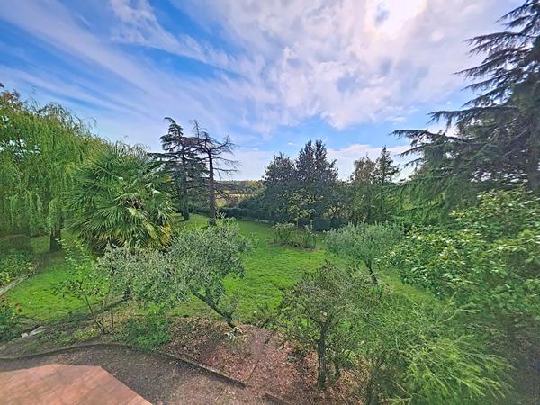 Maison A VENDRE à Belligné, grand terrain de plus de 9000m², maison familiale, grande pièce de vie