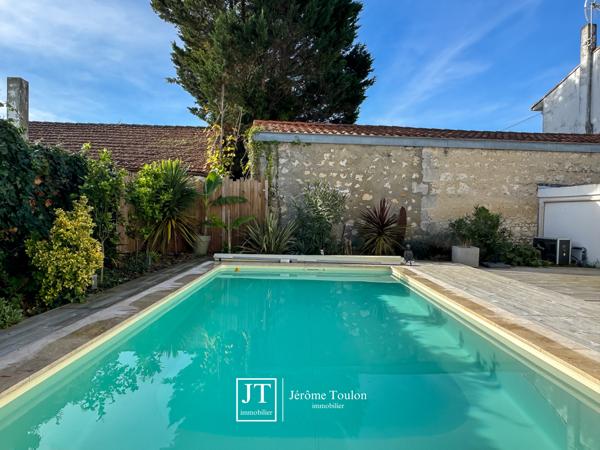 Maison
                                                                                                                                                                                                                                                                                                                        4 pièce(s)                                                                                                                                                                                                          3 chambre(s)                                                                                                                                                                                                          99  m²