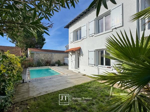 Maison
                                                                                                                                                                                                                                                                                                                        4 pièce(s)                                                                                                                                                                                                          3 chambre(s)                                                                                                                                                                                                          99  m²