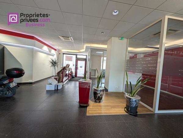 13015 MARSEILLE - Murs, Bureaux  266 m², Quartier Capitaine Gèze