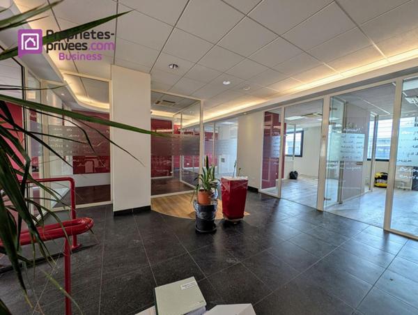 13015 MARSEILLE - Murs, Bureaux  266 m², Quartier Capitaine Gèze