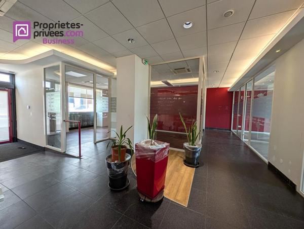 13015 MARSEILLE - Murs, Bureaux  266 m², Quartier Capitaine Gèze
