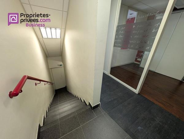 13015 MARSEILLE - Murs, Bureaux  266 m², Quartier Capitaine Gèze