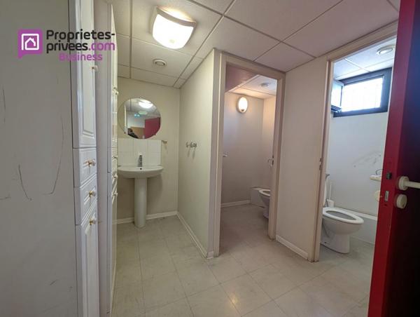 13015 MARSEILLE - Murs, Bureaux  266 m², Quartier Capitaine Gèze